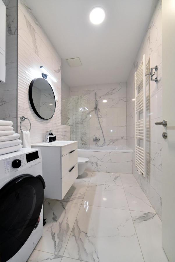 Ophelia Apartment With Parking Zagreb Exterior foto