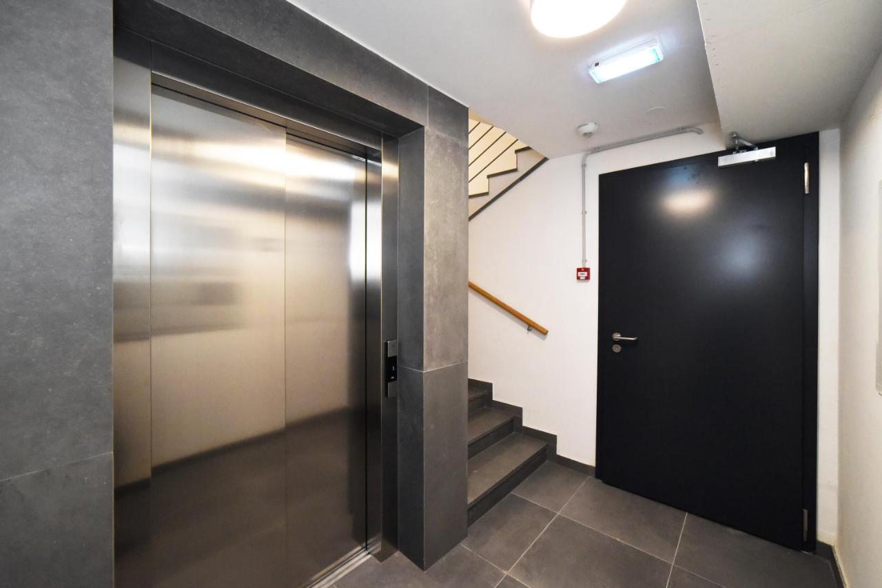 Ophelia Apartment With Parking Zagreb Exterior foto