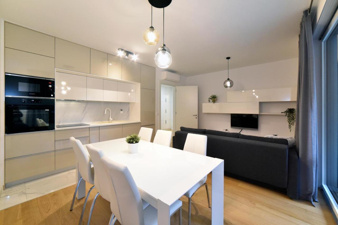Ophelia Apartment With Parking Zagreb Exterior foto
