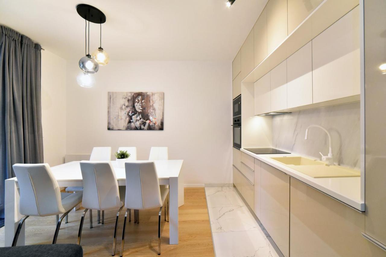 Ophelia Apartment With Parking Zagreb Exterior foto